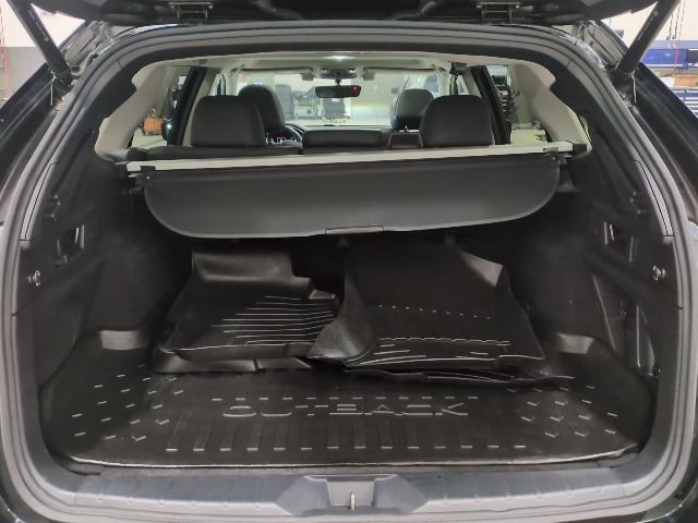 Used 2021 Subaru Outback Limited image 13