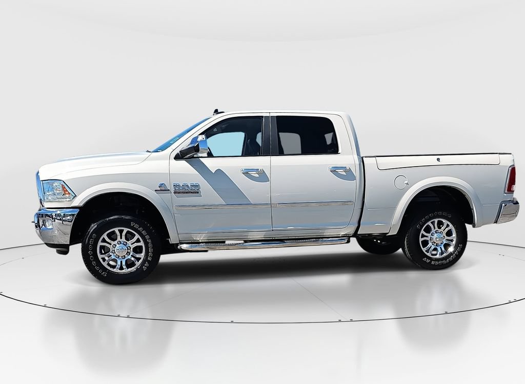Used 2018 RAM 3500 Laramie w/ Convenience Group AWD/4WD image 8