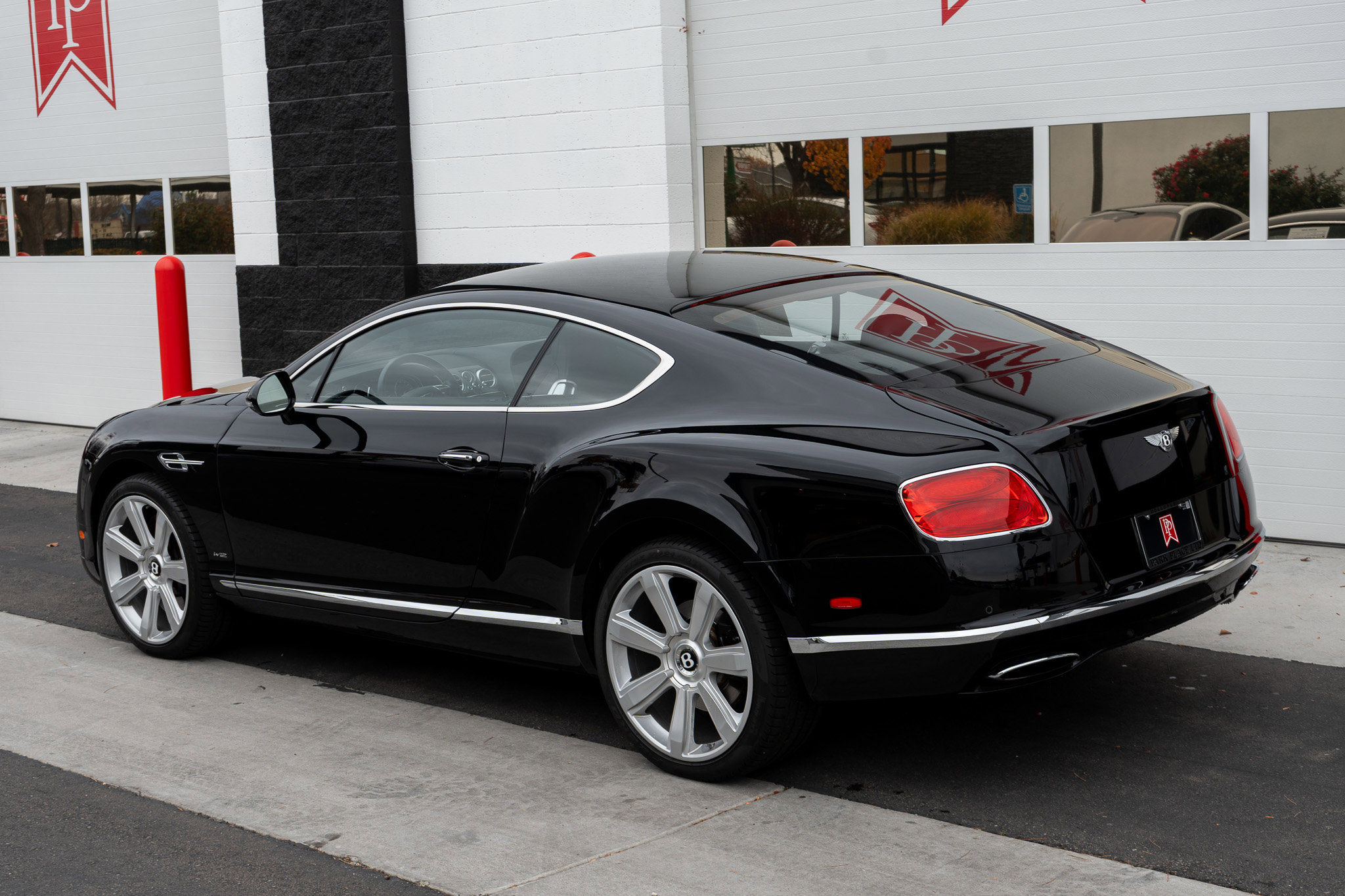 Used 2016 Bentley Continental GT image 47