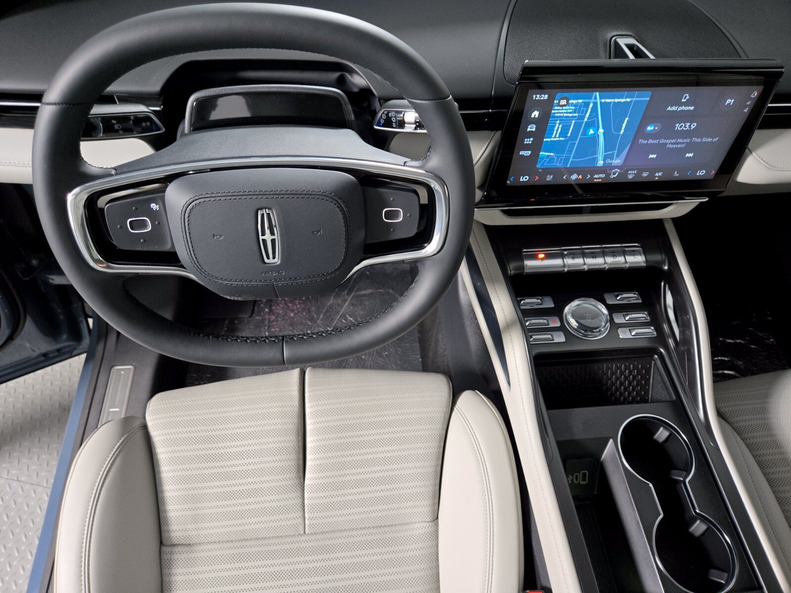 New 2026 Lincoln Nautilus Reserve AWD/4WD image 16