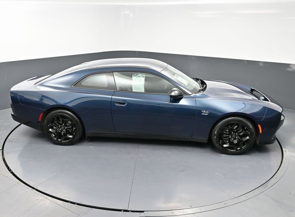 Used 2025 Dodge Charger R/T w/ Sun & Sound Package image 45