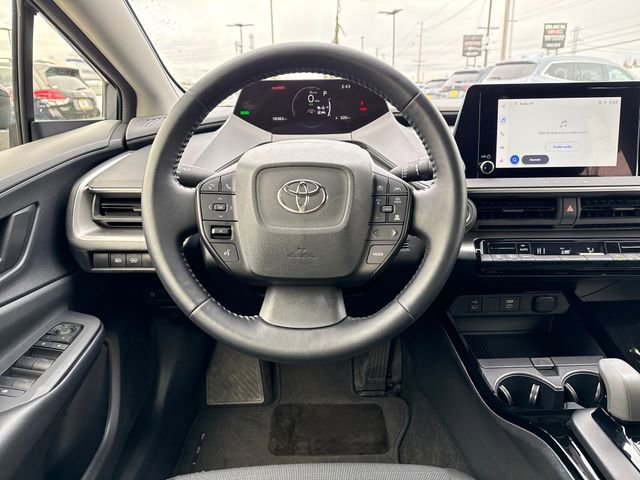 Used 2025 Toyota Prius LE image 20