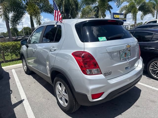 Used 2022 Chevrolet Trax LS w/ Tint and Cruise Package FWD image 7