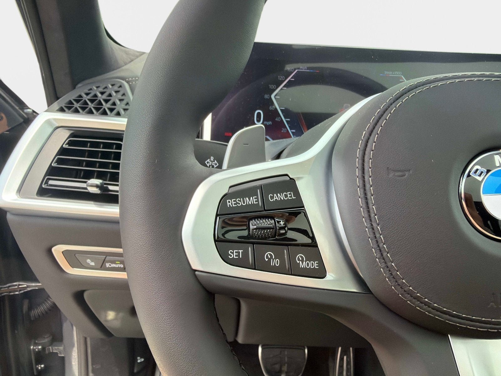 New 2027 BMW X7 xDrive40i w/ Executive Package AWD/4WD image 29