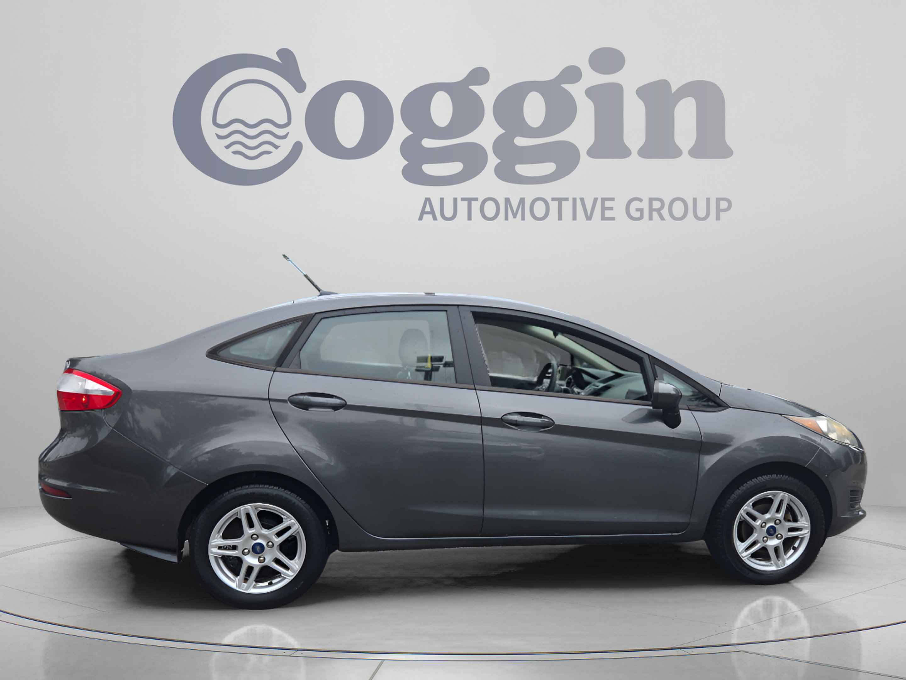 Used 2019 Ford Fiesta SE FWD image 6