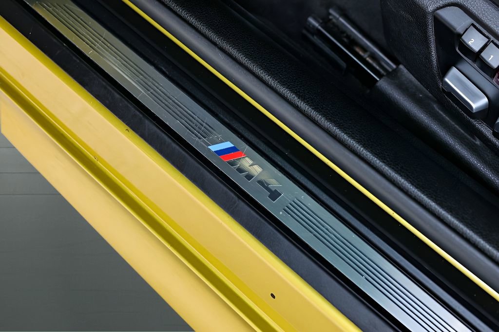 Used 2018 BMW M4 Coupe RWD image 36