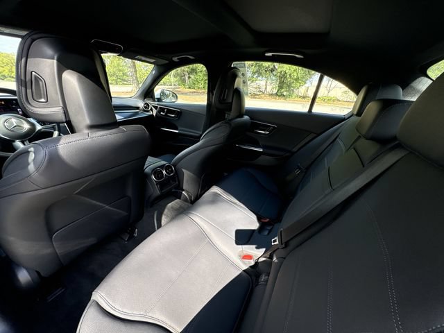 Used 2025 Mercedes-Benz C 300 4MATIC Sedan image 24