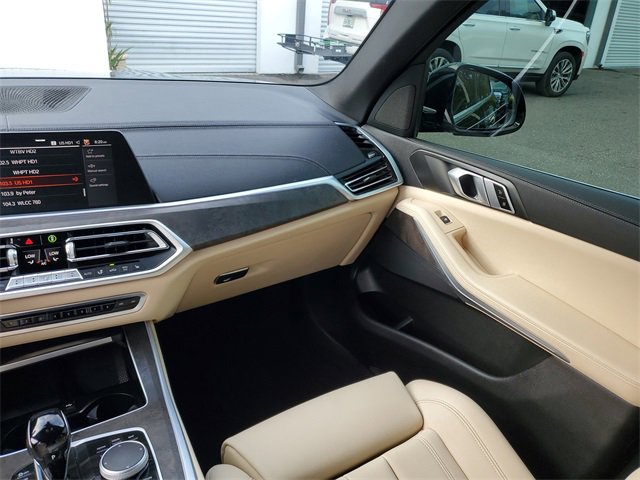Used 2022 BMW X5 sDrive40i w/ Parking Assistance Package image 14