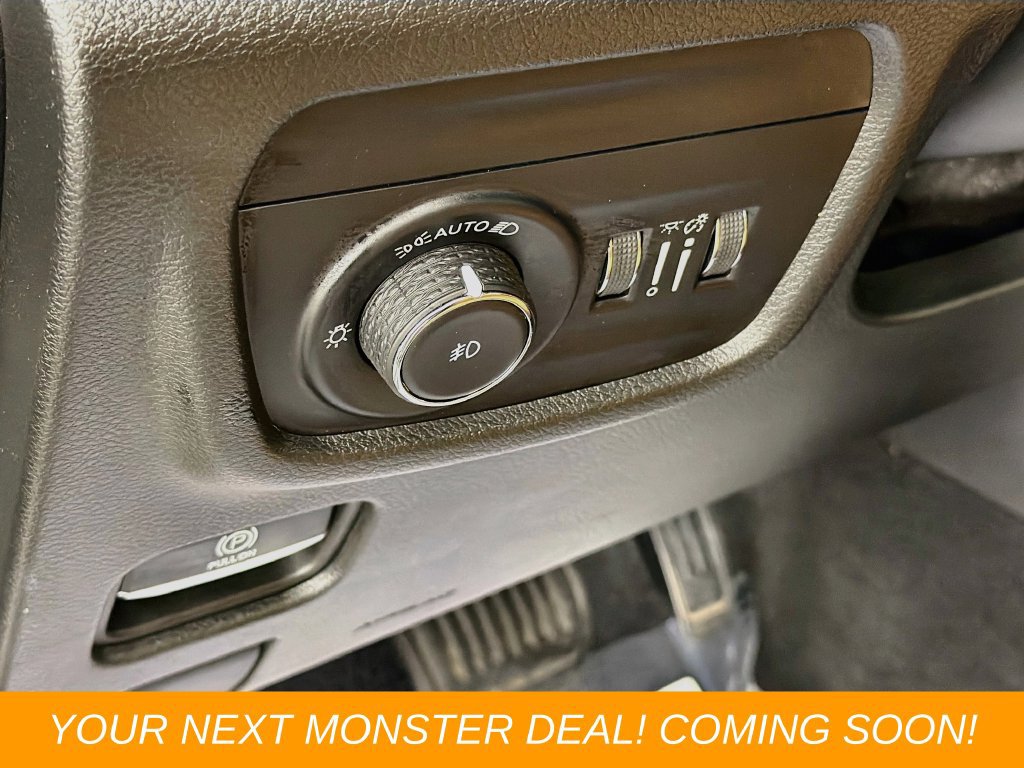 Used 2022 Jeep Grand Cherokee L Summit w/ Luxury Tech Group V AWD/4WD image 10