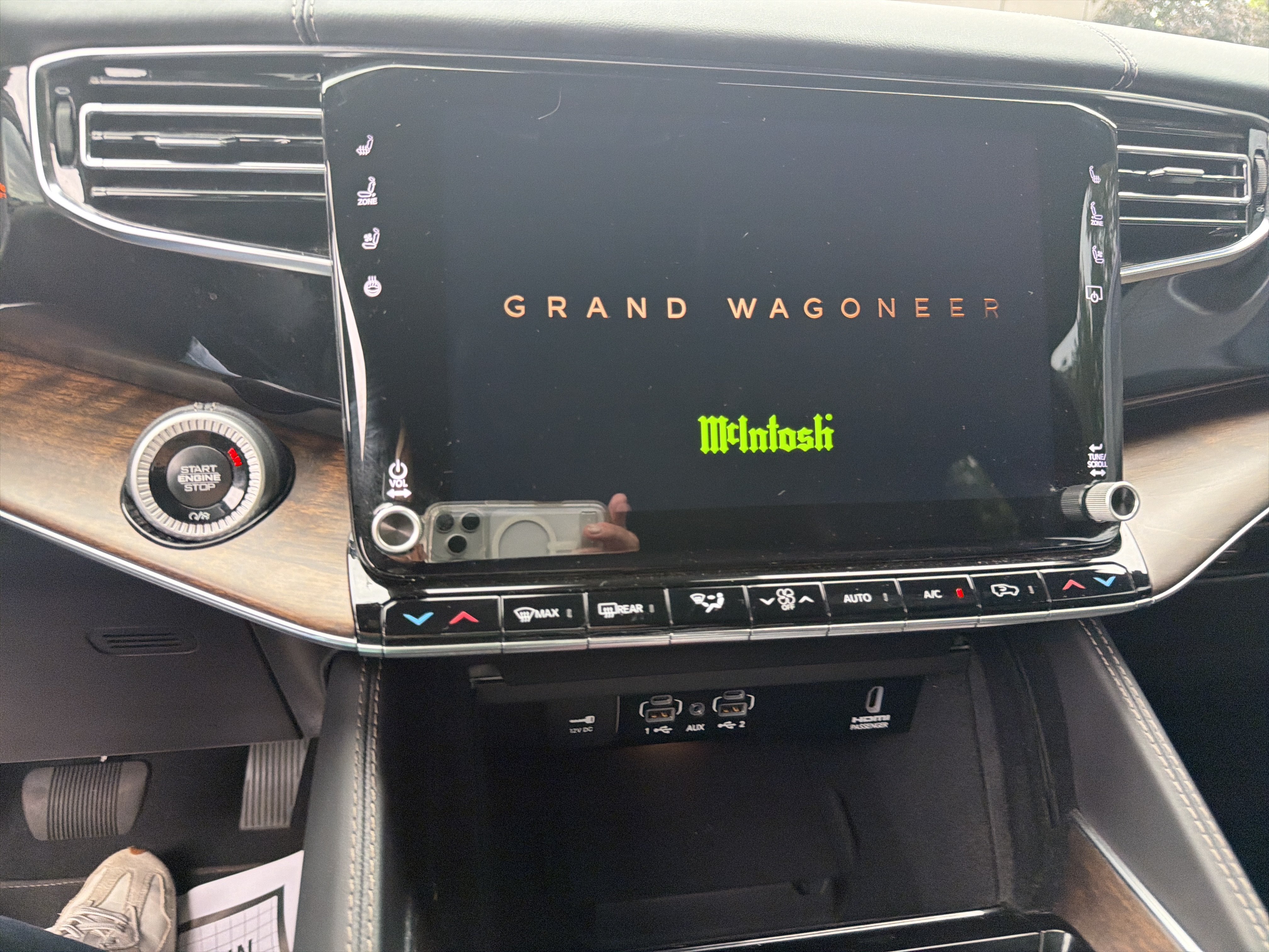 Used 2025 Jeep Grand Wagoneer 4WD image 20