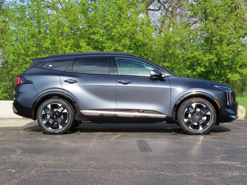 New 2026 Kia Sportage SX FWD image 2