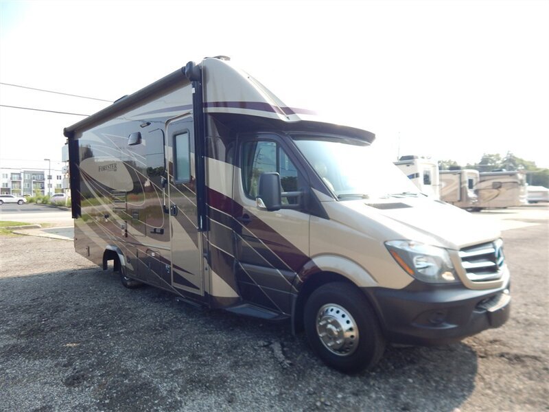 Used 2017 Mercedes-Benz Sprinter 3500 image 5