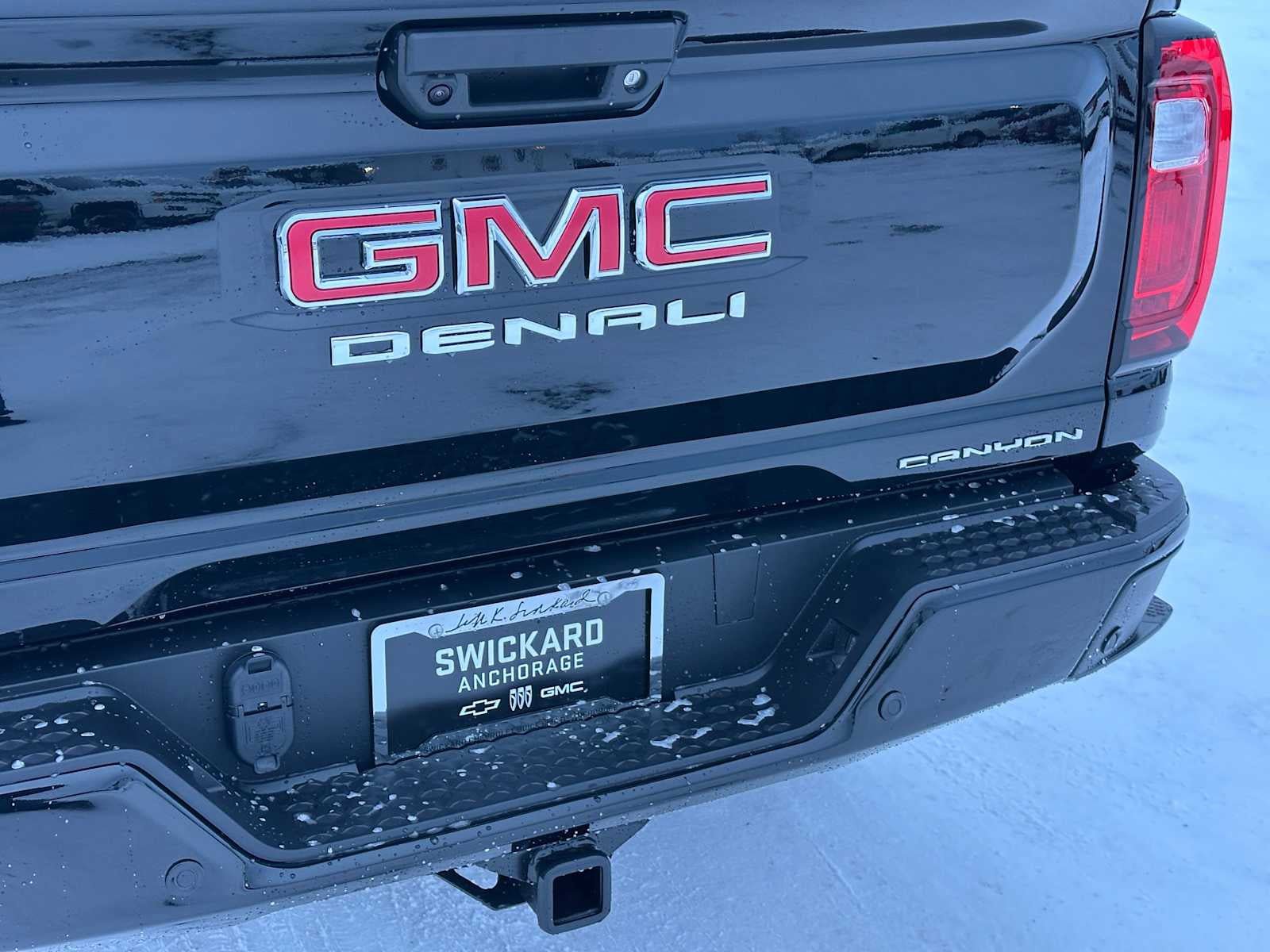 New 2026 GMC Canyon Denali image 13