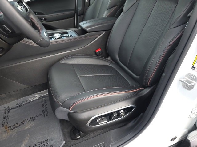 Used 2024 Jeep Wagoneer Launch Edition image 17