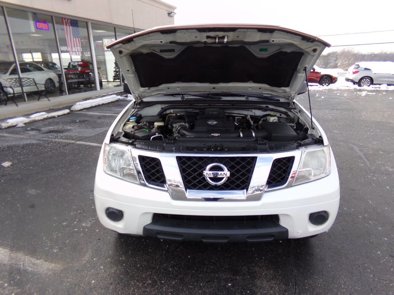 Used 2018 Nissan Frontier SV image 29