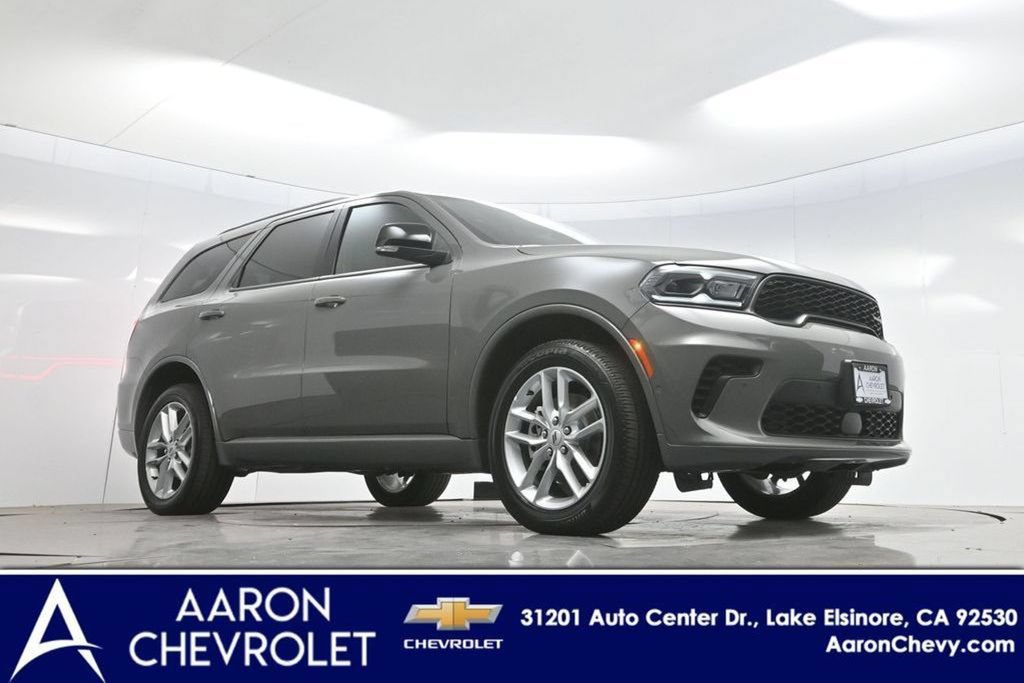 Used 2025 Dodge Durango GT AWD/4WD image 2