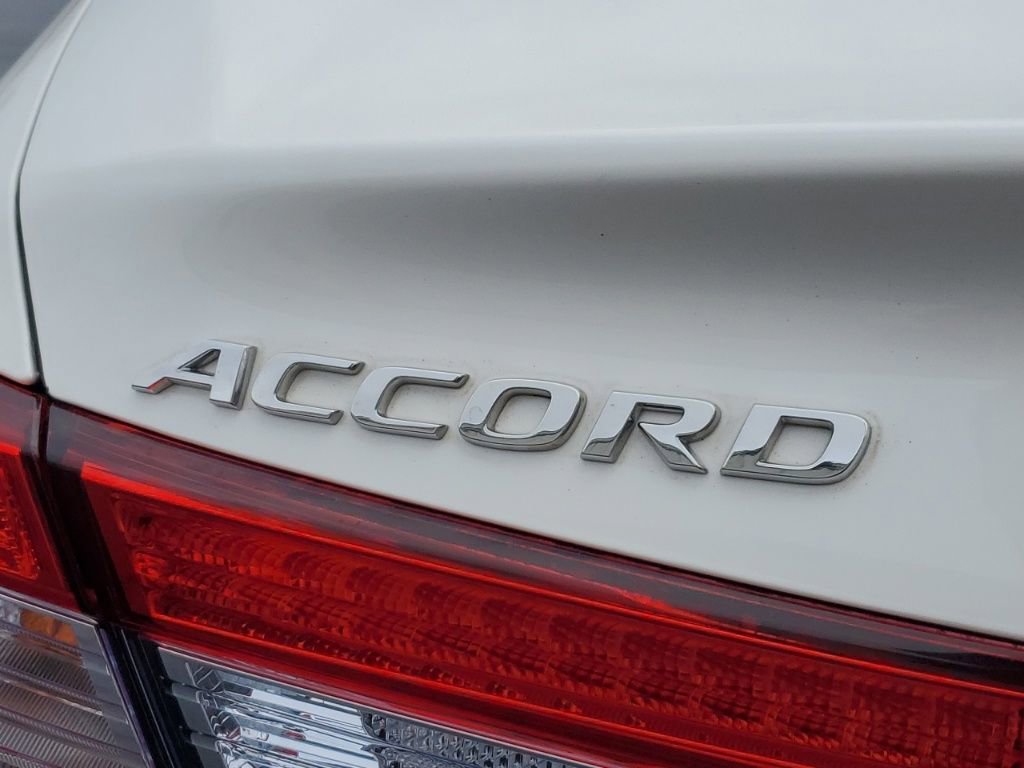 Used 2018 Honda Accord EX-L image 11