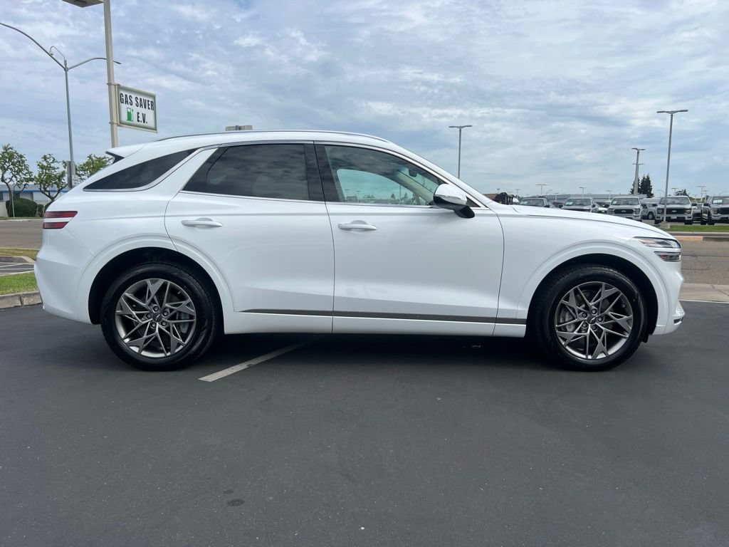 Used 2023 Genesis GV70 2.5T w/ Select Package AWD/4WD image 13
