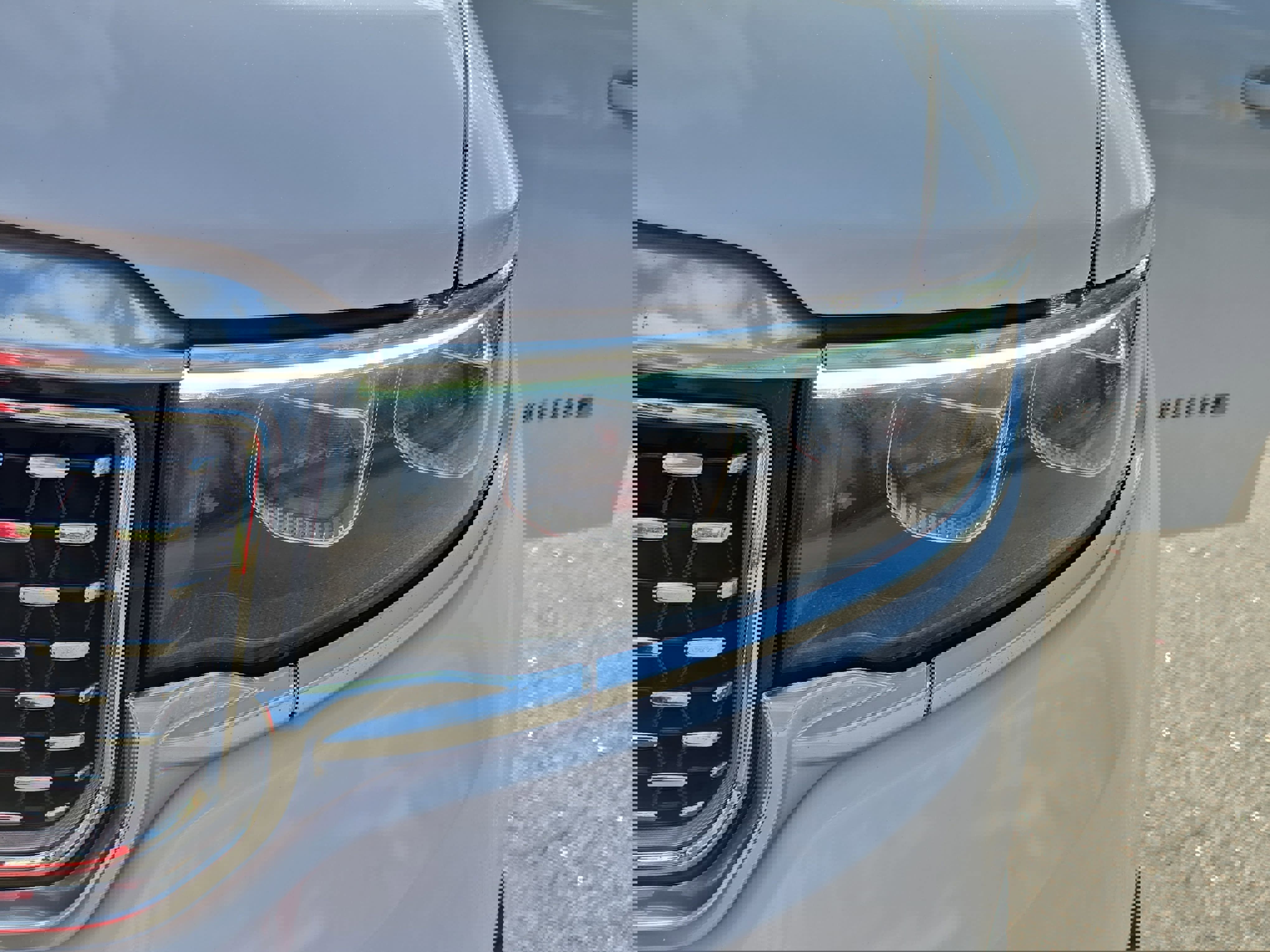 Used 2022 Jeep Grand Wagoneer Series III w/ Rear Seat Video Group 1 image 33