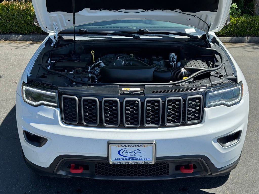 Used 2018 Jeep Grand Cherokee Trailhawk w/ Trailhawk Luxury Group AWD/4WD image 31