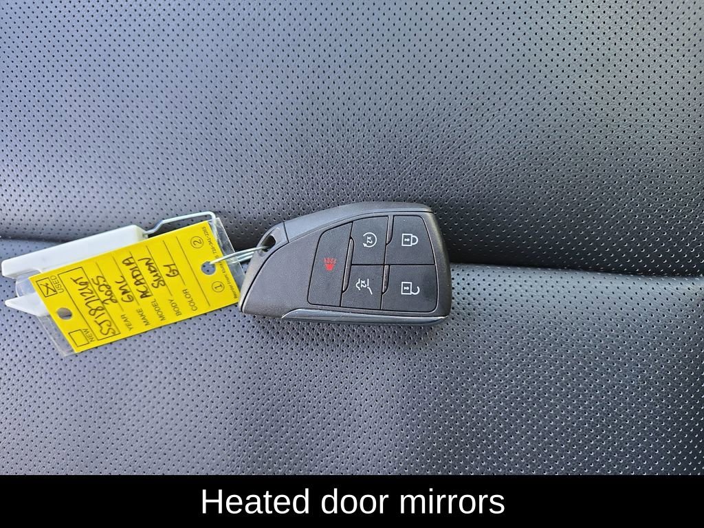 Used 2025 GMC Acadia Denali w/ Super Cruise Package image 30