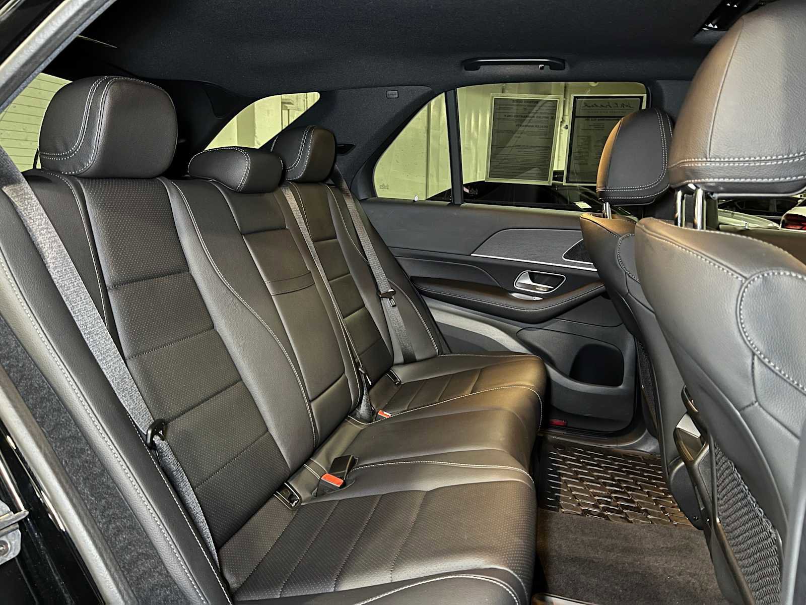 Used 2025 Mercedes-Benz GLE 350 4MATIC image 15