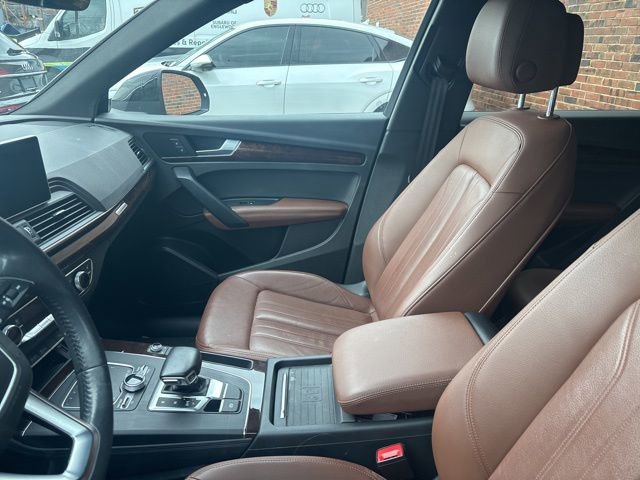 Used 2019 Audi Q5 2.0T Premium Plus w/ Premium Plus Package image 4