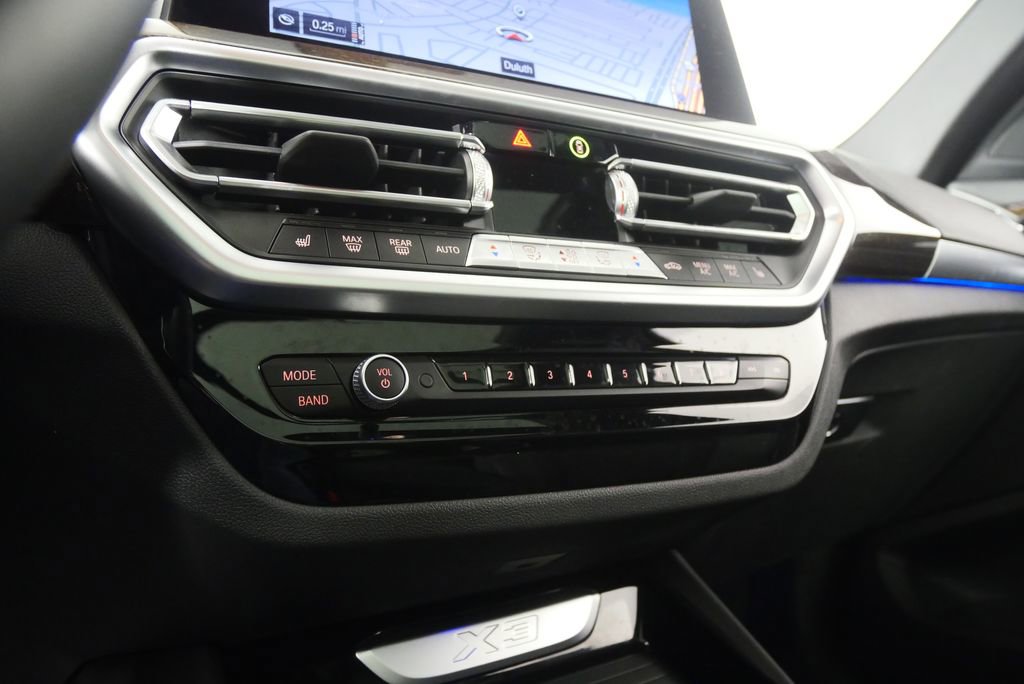 Used 2024 BMW X3 xDrive30i w/ Convenience Package w/ZPA image 25