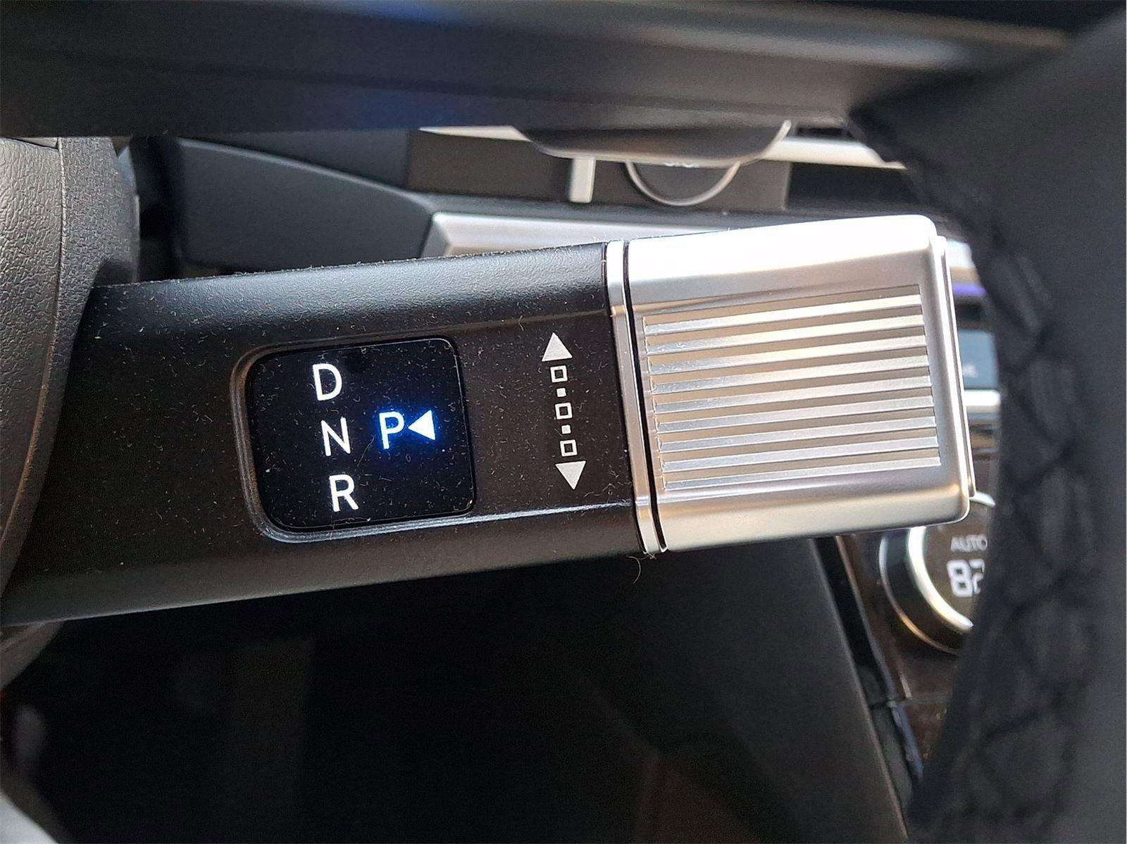 Used 2025 Hyundai Santa Fe Limited image 15