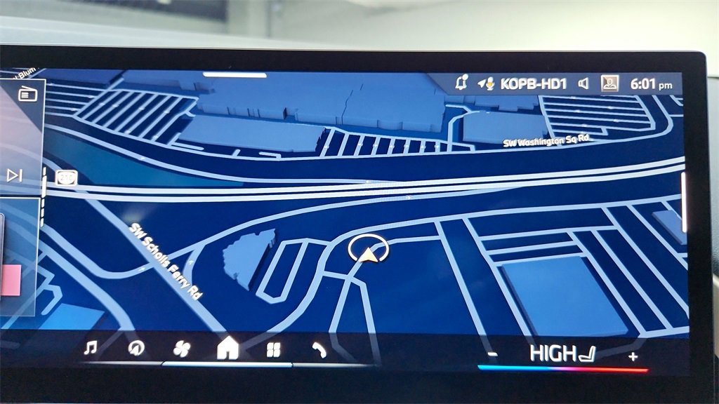 Used 2025 BMW X3 xDrive30i w/ Premium Package image 24