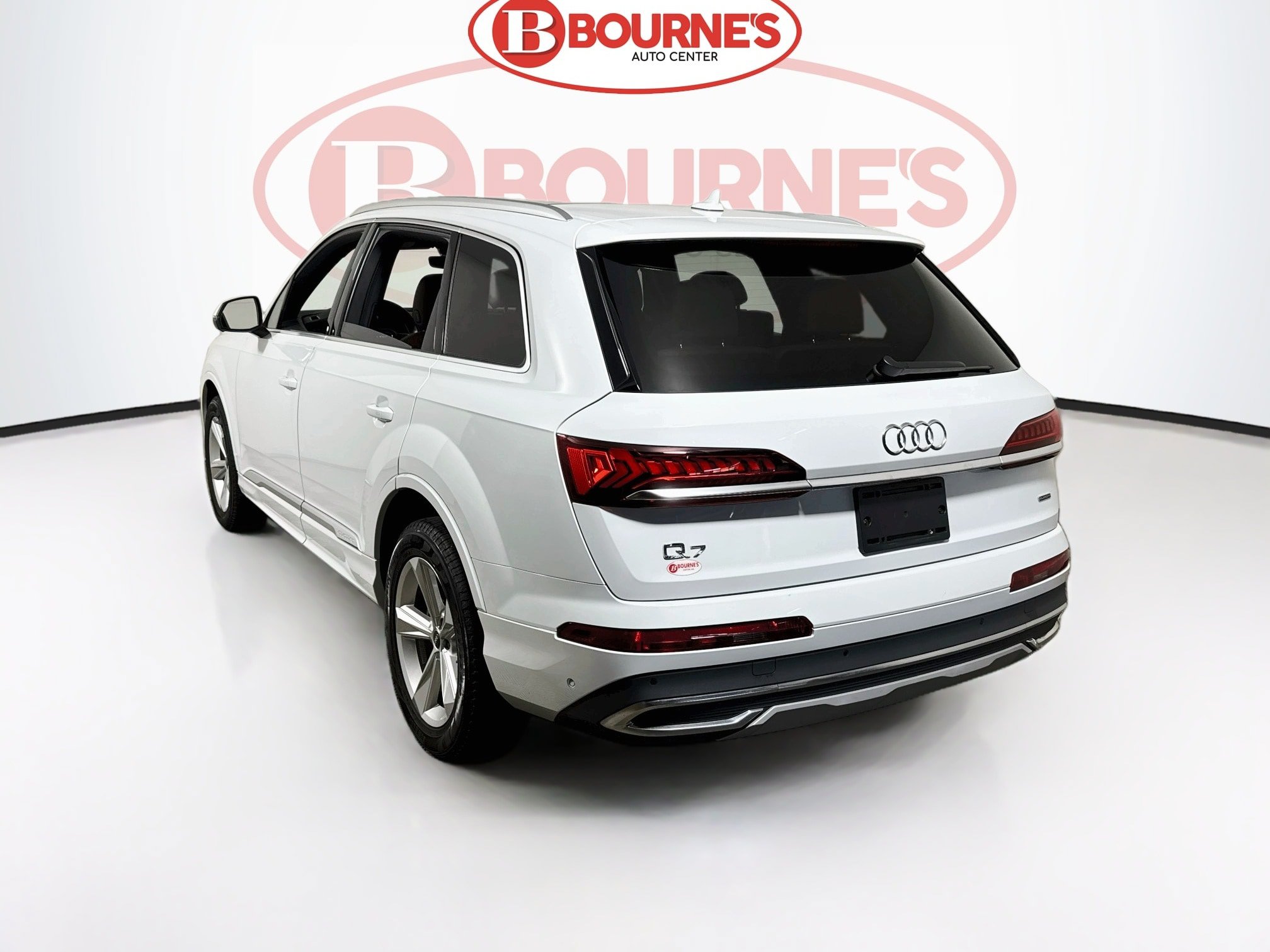 Used 2023 Audi Q7 3.0T Premium w/ Convenience Package AWD/4WD image 9