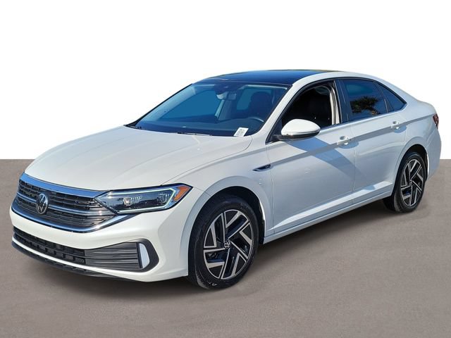 Used 2023 Volkswagen Jetta SEL FWD image 2