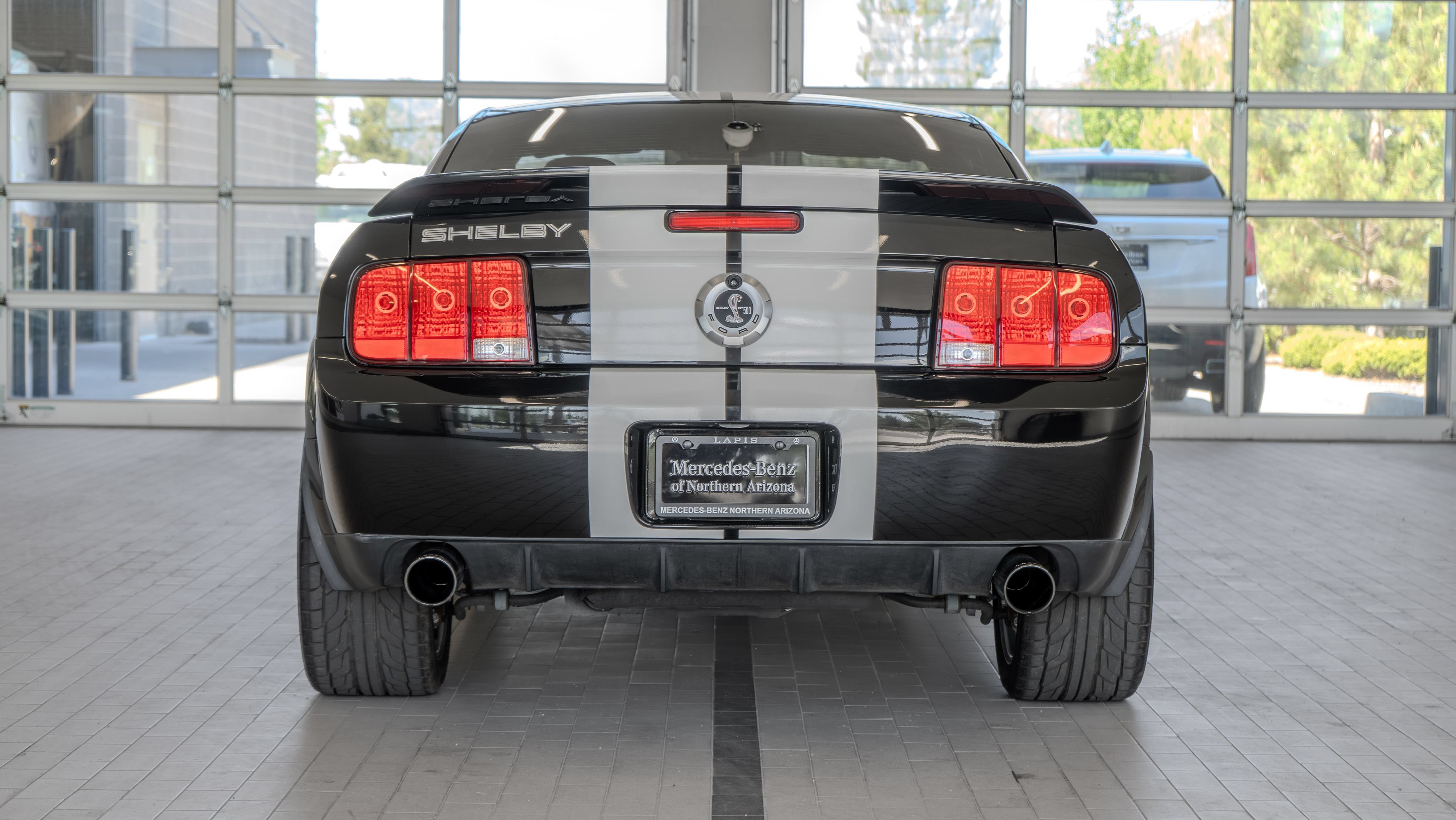 Used 2007 Ford Mustang Shelby GT500 RWD image 14
