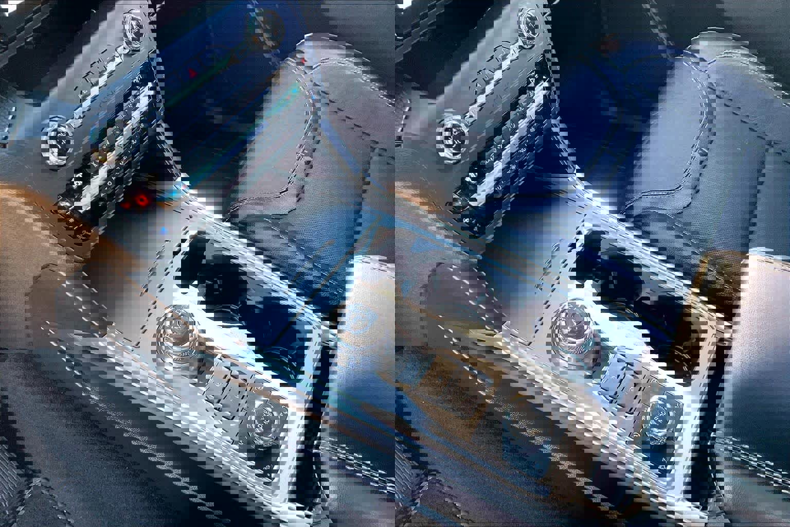 Used 2020 Ford Explorer ST image 15