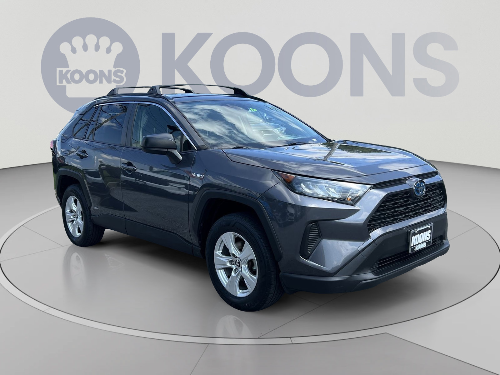 Used 2019 Toyota RAV4 LE w/ Carpet Mat Package AWD/4WD image 10