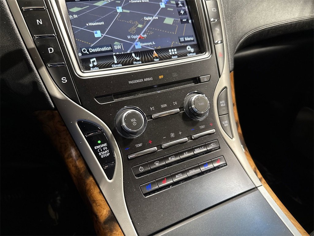 Used 2016 Lincoln MKX Reserve w/ Luxury Package image 17