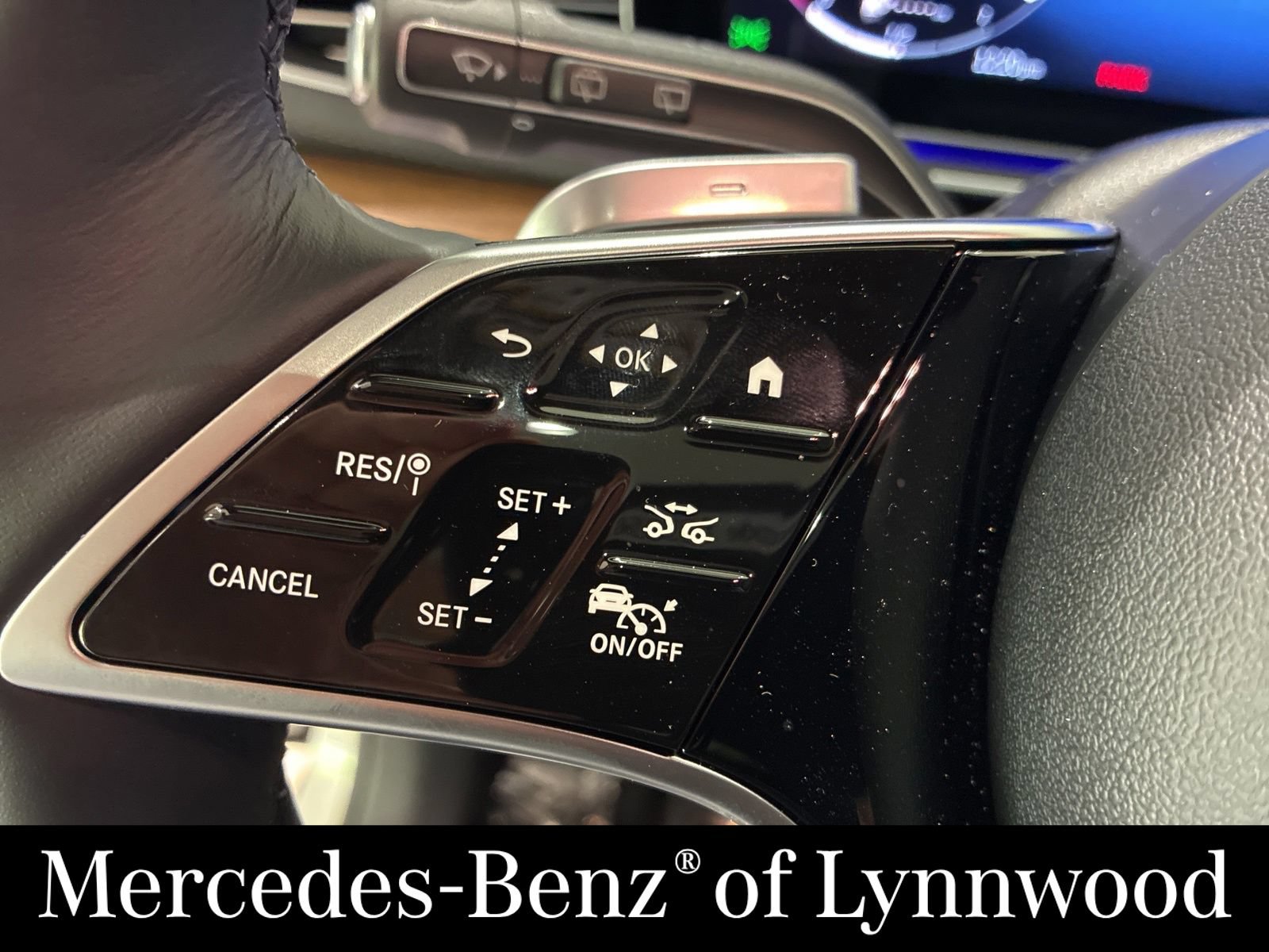 Used 2026 Mercedes-Benz GLE 580 4MATIC image 11