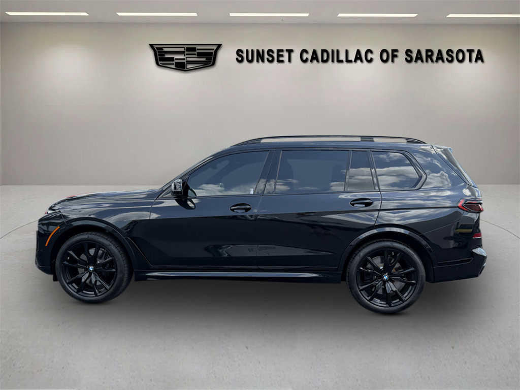 Used 2025 BMW X7 M60i AWD/4WD image 6