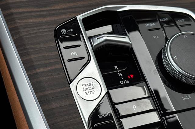 New 2026 BMW X5 sDrive40i w/ Climate Comfort Package image 25