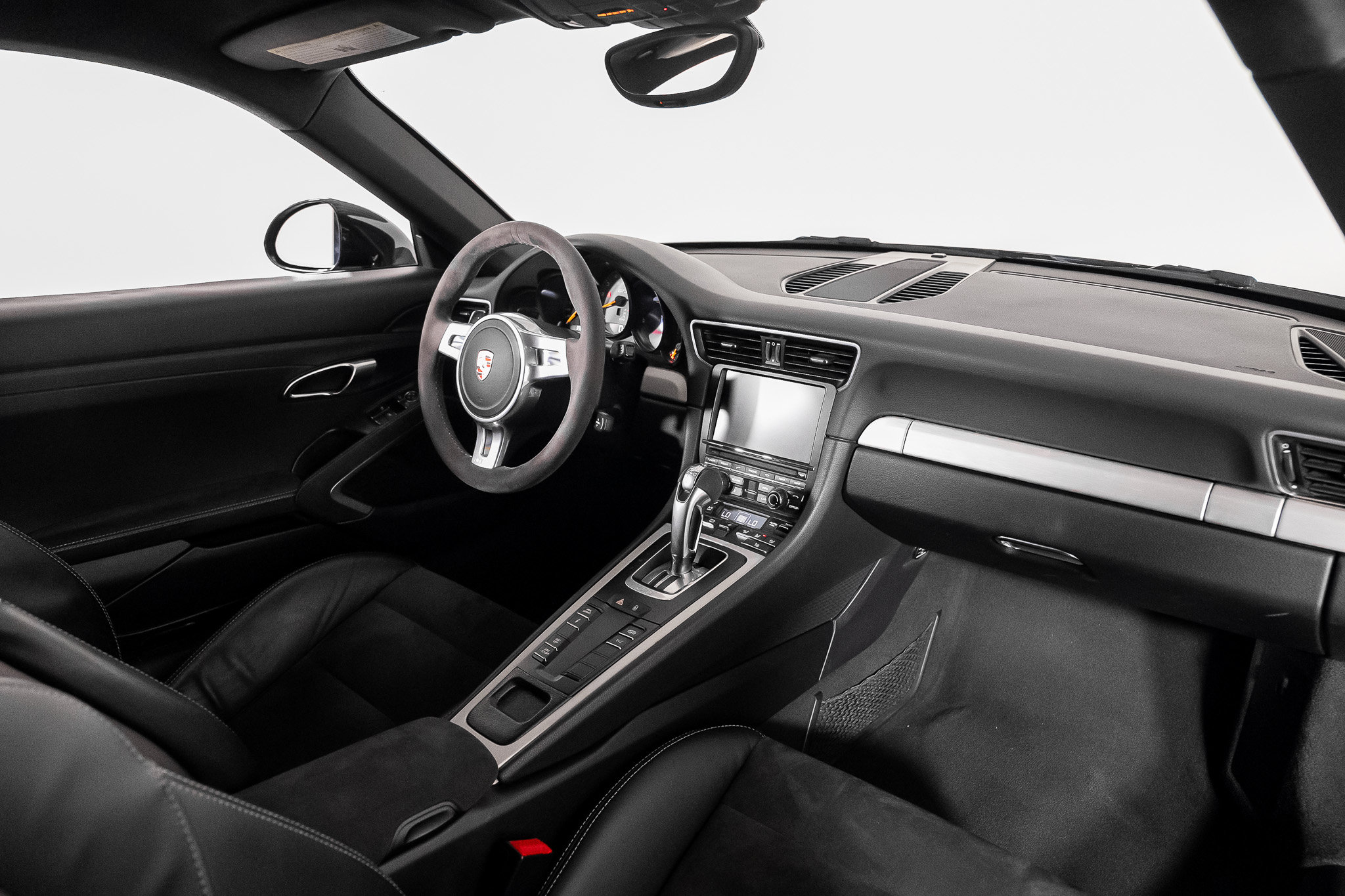 Used 2014 Porsche 911 GT3 w/ Sound Package Plus RWD image 41