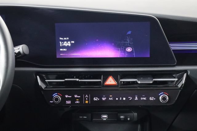 Certified 2024 Kia Niro Wind FWD image 22
