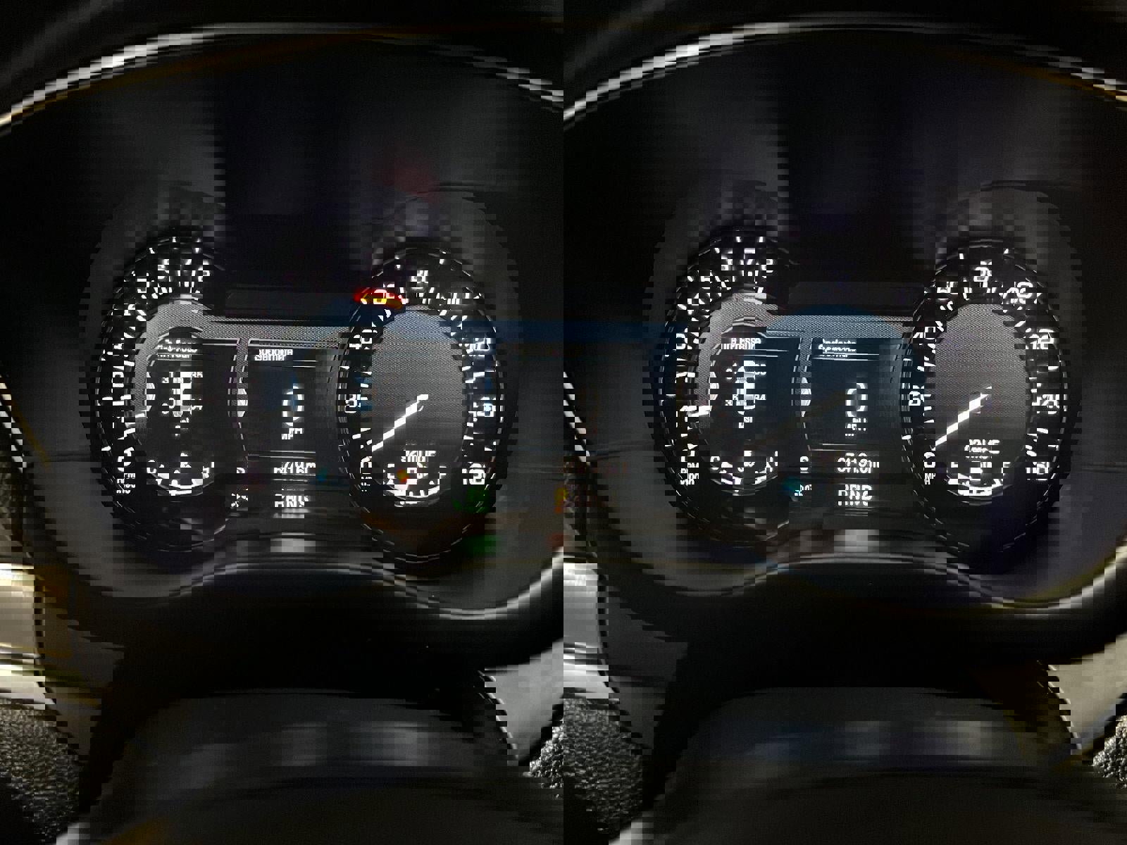 Used 2019 Lincoln MKC Premiere image 18