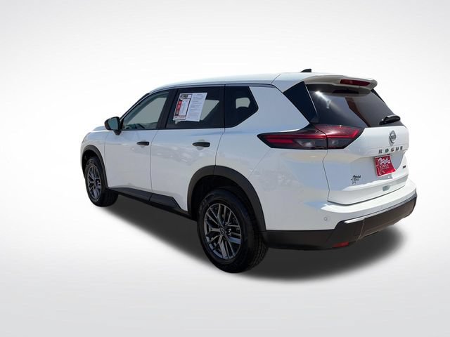 Used 2024 Nissan Rogue S AWD/4WD image 4