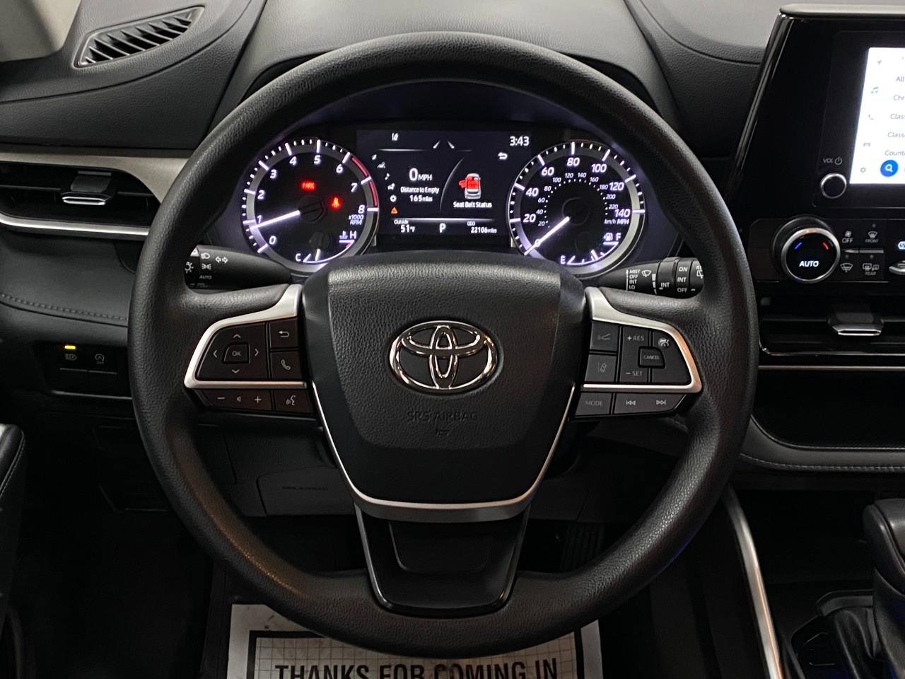 Used 2023 Toyota Highlander L image 15