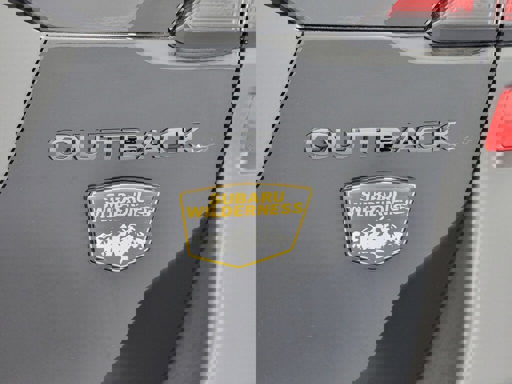 Used 2025 Subaru Outback Wilderness image 9