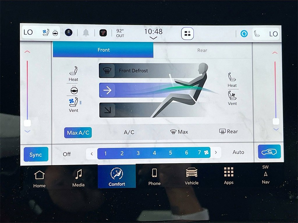 New 2025 Jeep Wagoneer L Series II w/ Premium Group I image 24