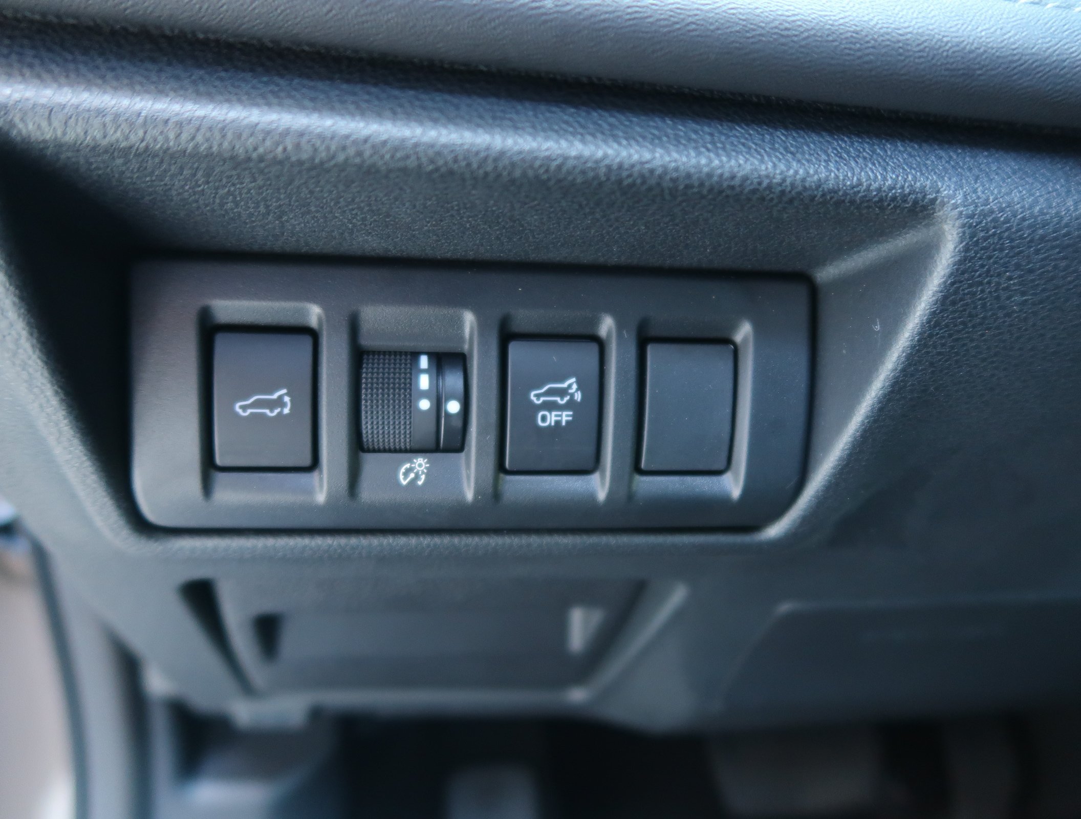 Used 2023 Subaru Outback Limited w/ Popular Package #2 AWD/4WD image 17