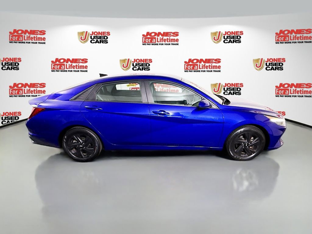 Certified 2021 Hyundai Elantra SEL w/ Convenience Package FWD image 17