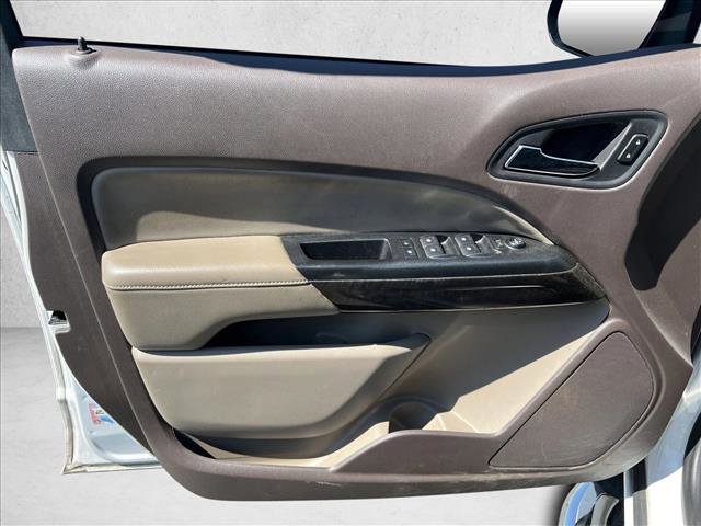 Used 2016 GMC Canyon SLT w/ Driver Alert Package image 11