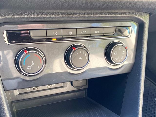 Used 2020 Volkswagen Tiguan S image 26